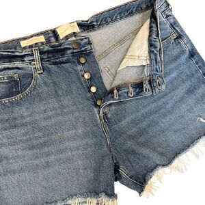 Universal thread mid rise 90’s baggy jean shorts Size 16